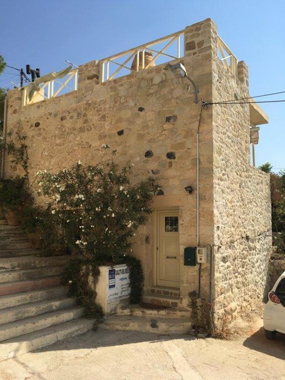 Stonehouse Elia Up Apartment Myrtos  Bagian luar foto