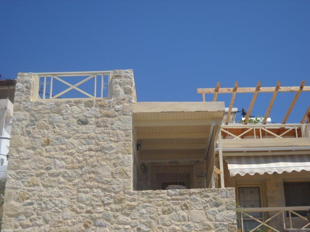 Stonehouse Elia Up Apartment Myrtos  Bagian luar foto